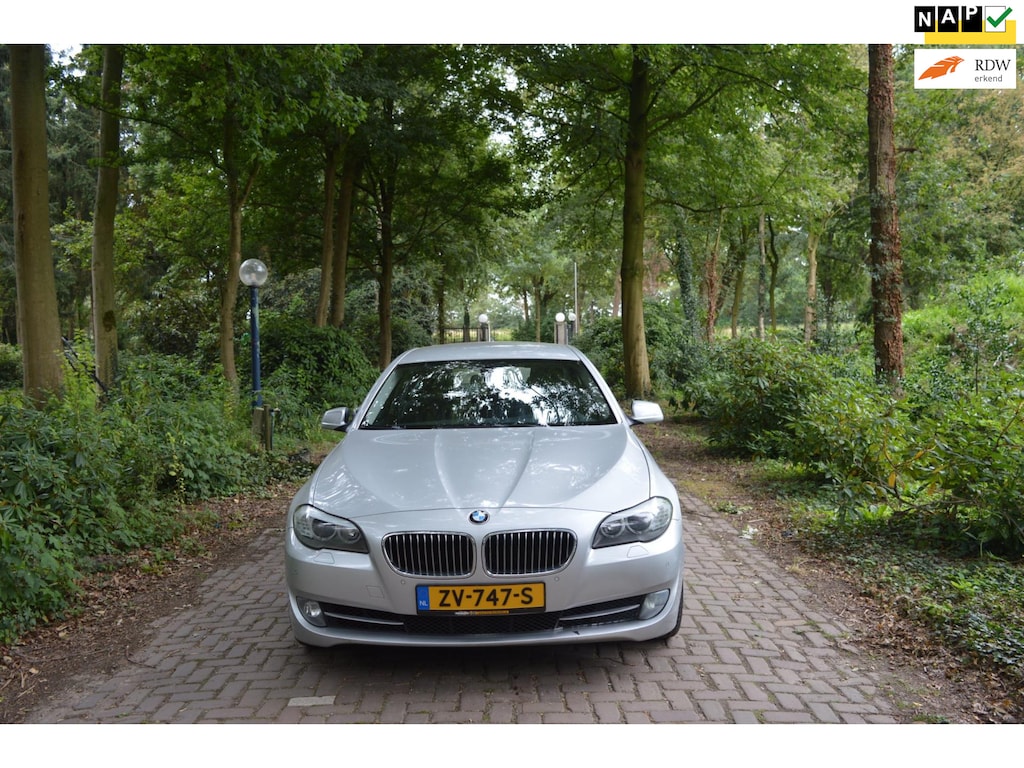 BMW 5-Serie 535xi High Executive AC Schnitzer met 4 nieuwe 4 seizoenenbanden