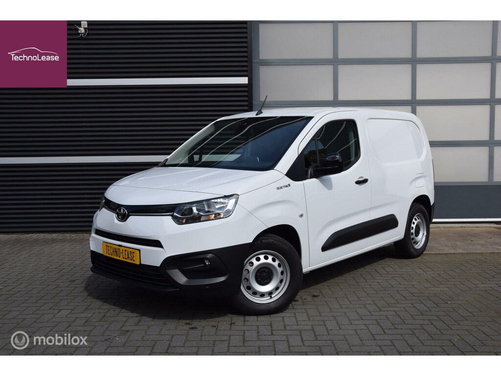 Toyota PROACE CITY Electric Live 50 kWh