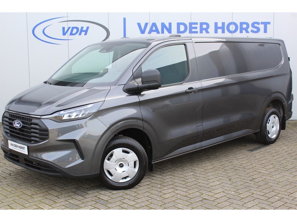 Ford Transit Custom 320 2.0-136pk TDCI L2H1 ´Trend´. Overtuig u van de rijkwaliteiten van dit nieuwe model Ford Transit Custom. Camera, LED koplampen, Cruise Control, Aut. Airco, App Connect, Winterpack