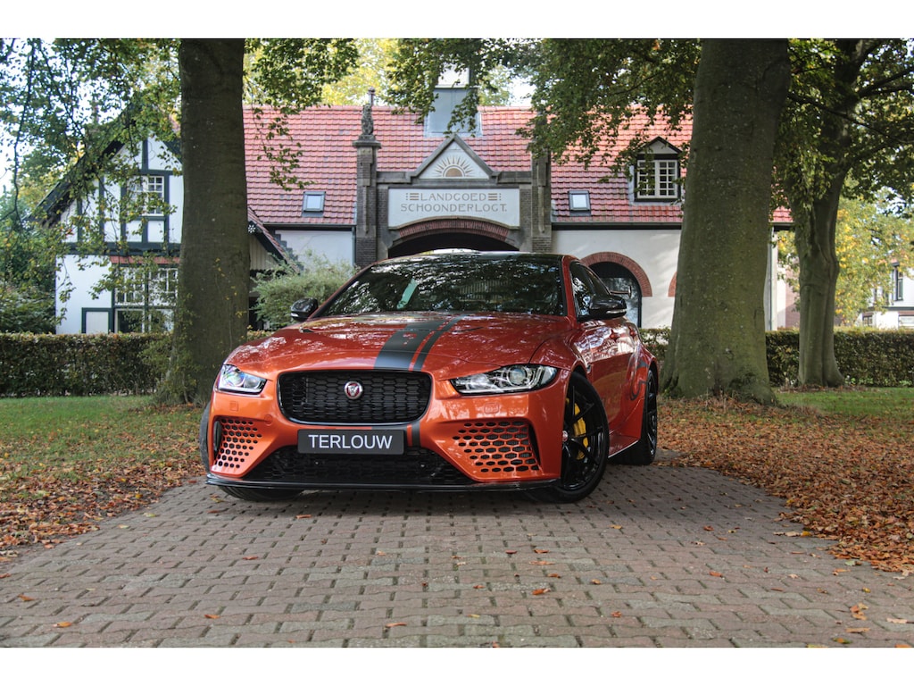 Jaguar XE 5.0 SV Project 8 | € 2.791 per maand*