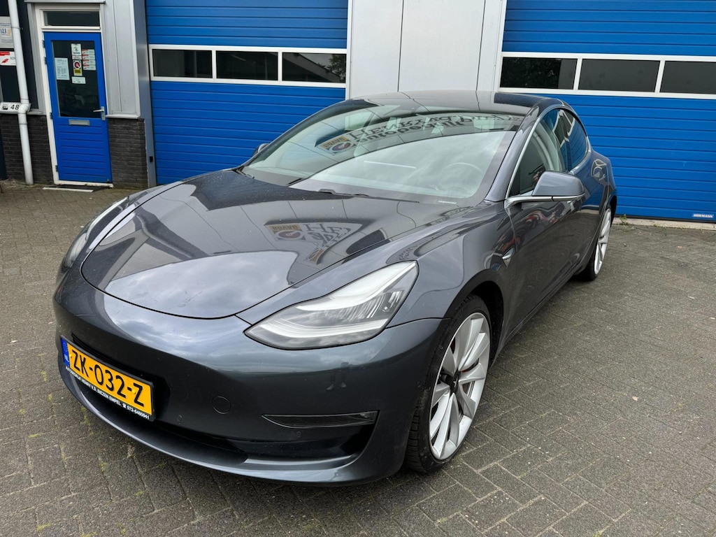 Tesla Model 3 Performance 75 kWh