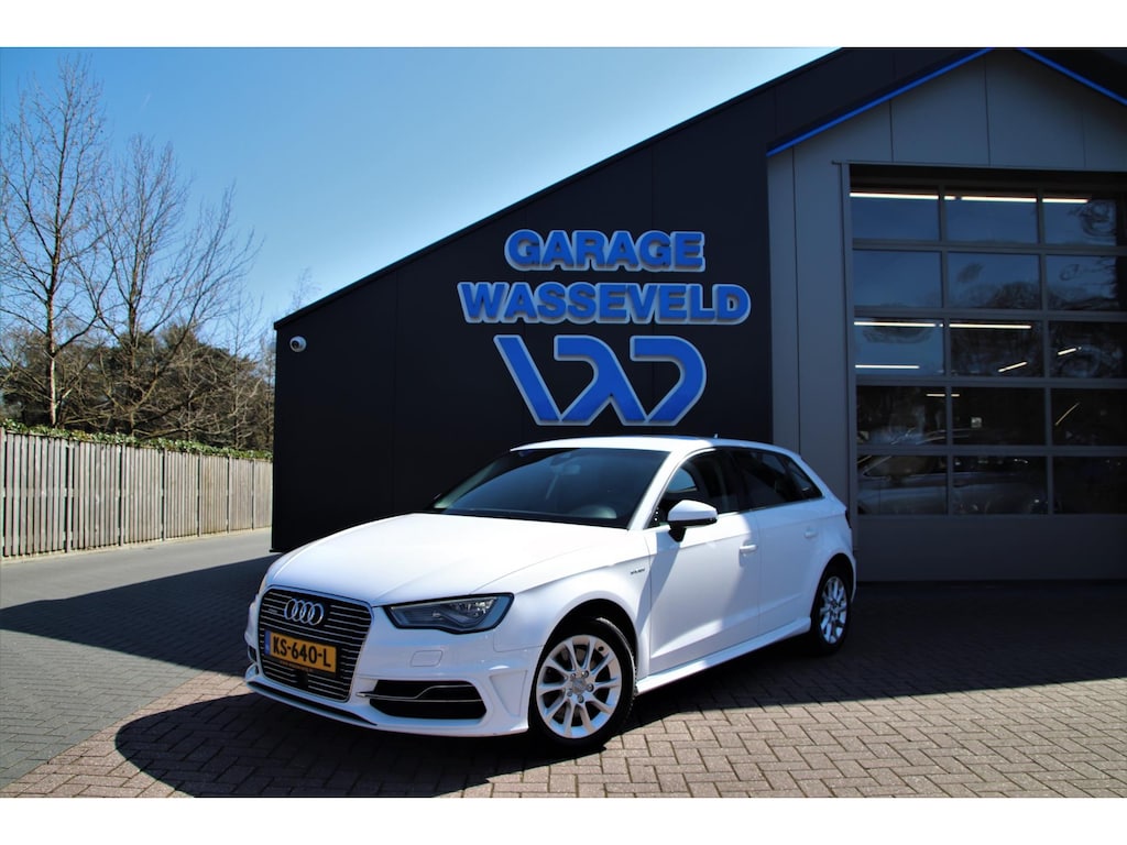 Audi A3 I E-TRON SPORTBACK PHEV Attraction Keyless/Alcantara