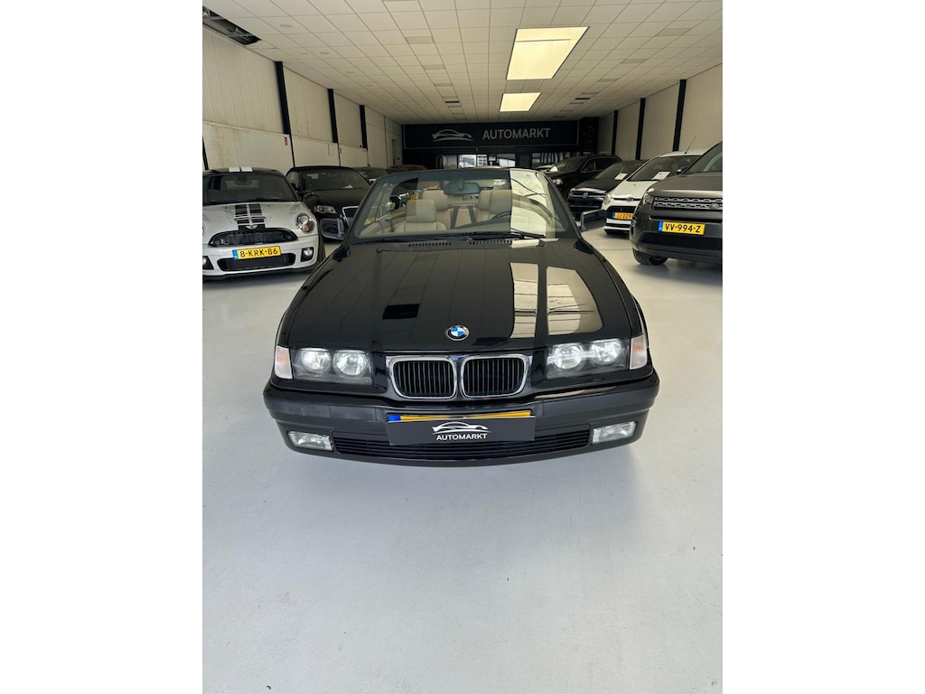 BMW 3-Serie Cabrio 318i slechts 135864 km met hardtop