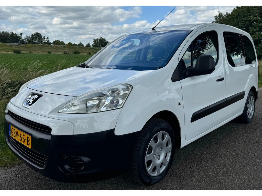 Peugeot Partner Tepee 1.6 2009 Rolstoel auto BENZINE AIRCO DEALER ONDERHOUDEN