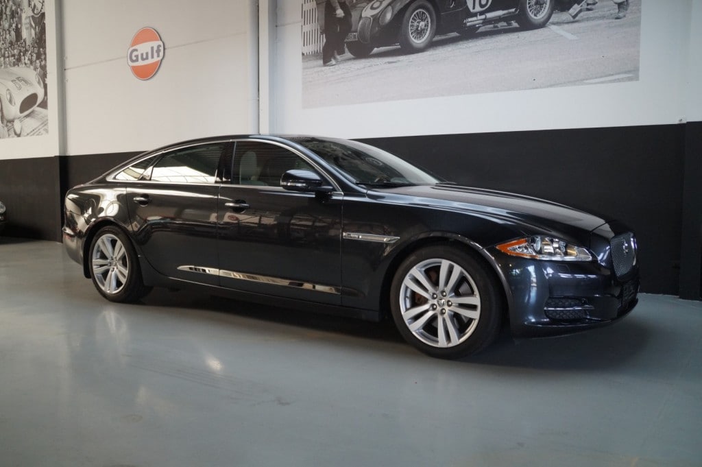 Jaguar XJ XJ-L 5.0 Low Mileage EXPORT PRICE (2011)