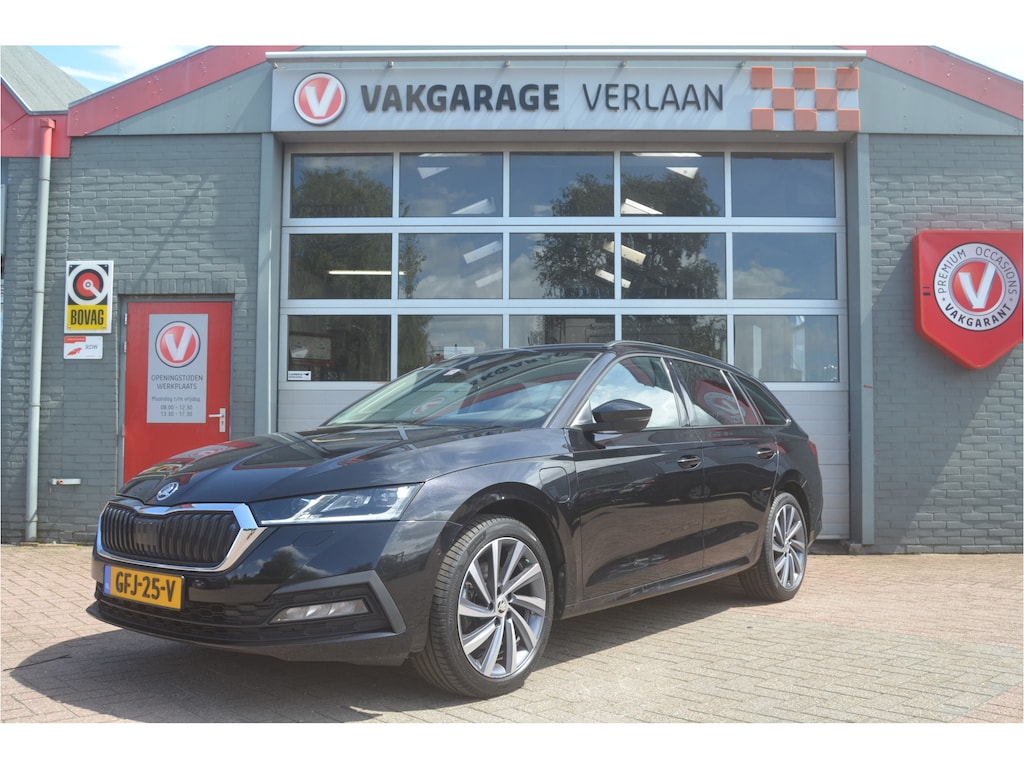Skoda Octavia Combi 1.4 TSI iV PHEV camera 12 mnd. gar.