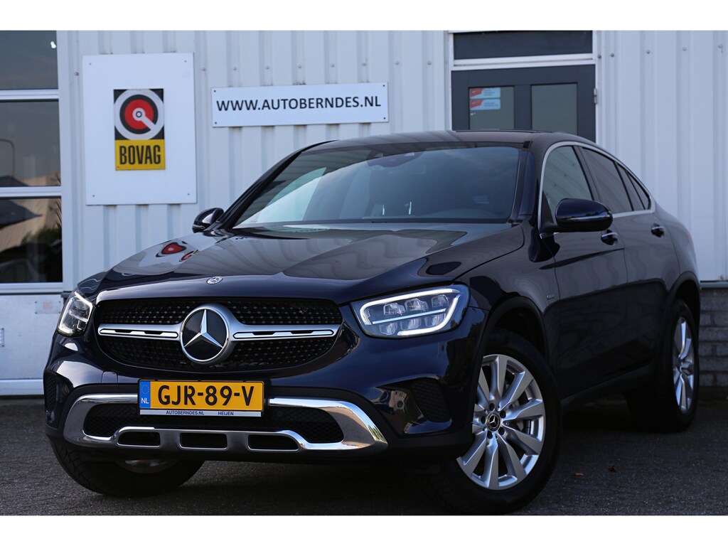 Mercedes-Benz GLC Coupe 300e PHEV Plug in hybride 4MATIC*Perfect MB Onderh.*1ste Eig*BTW*ACC/Dodehoek/Sfeer/LED/Camera/Elek. Klep/Keyless Entry+Go/Stoelverw./Memorie/Apple Carplay-Android/Parkeersens.V+A/19 inch LM*