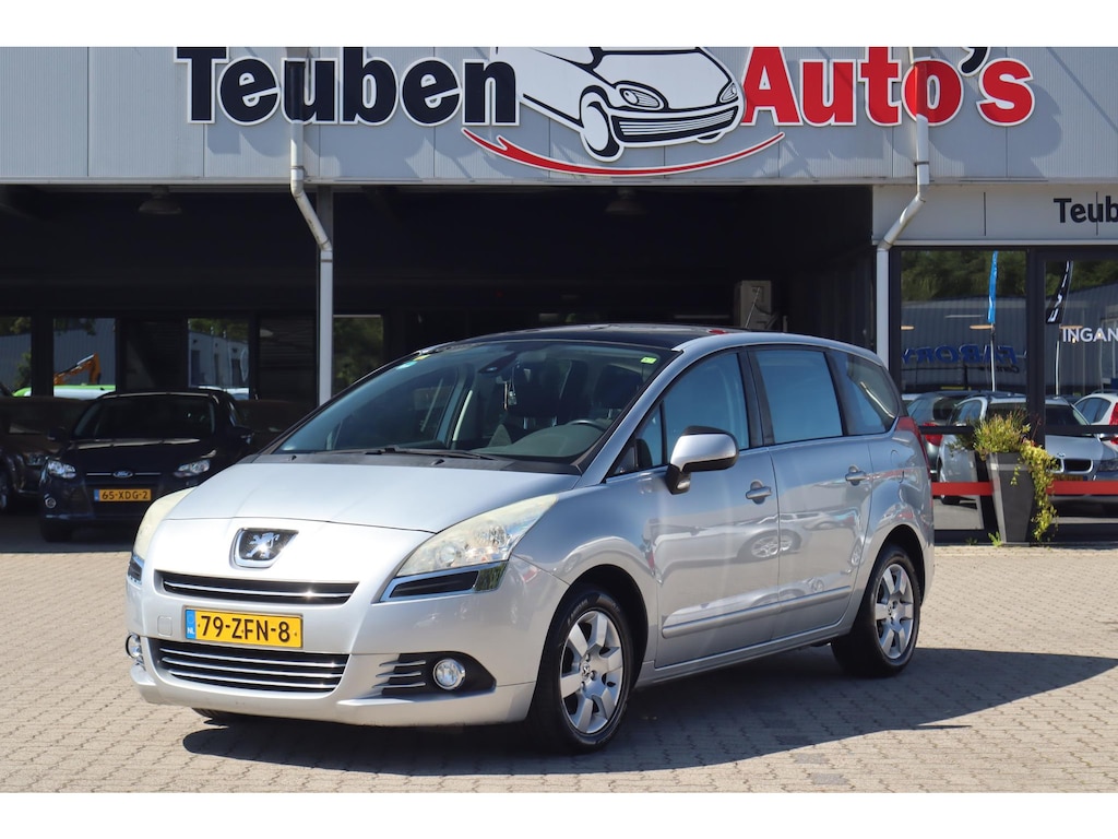 Peugeot 5008 1.6 THP ST 7p. | Nieuw APK | Panoramadak | Cruise control | 7 Persoons | Trekhaak | Lichtmetalen wielen