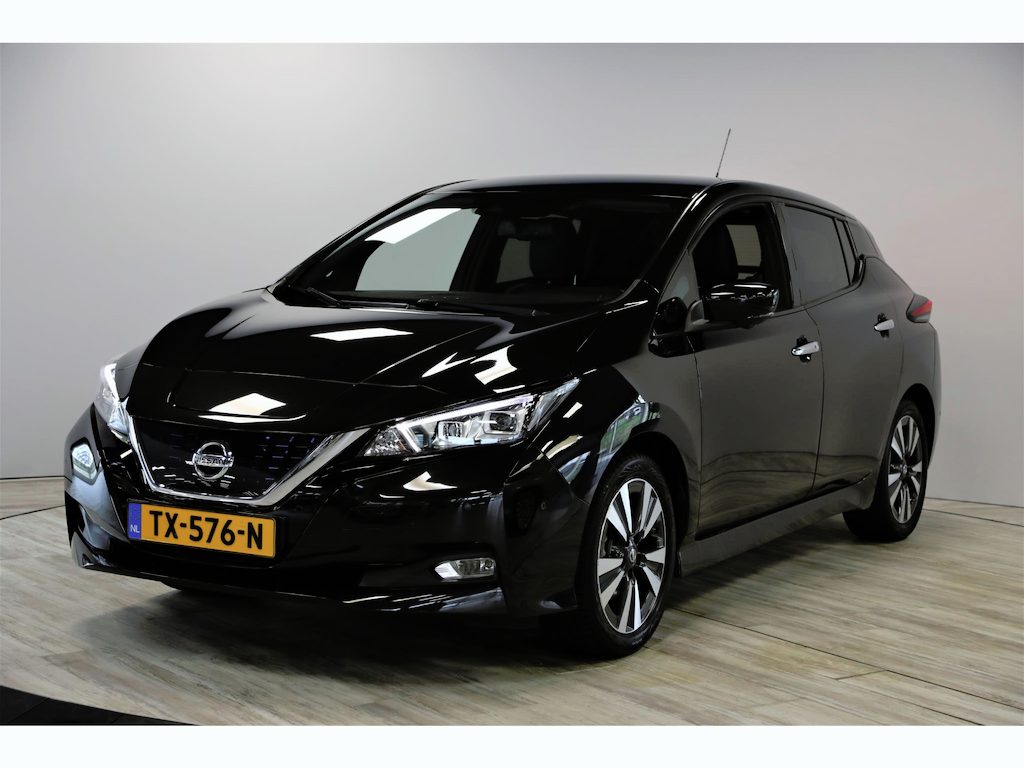 Nissan Leaf Tekna 40 kWh | Dealer onderhouden | Navi | Leder-alcantara.