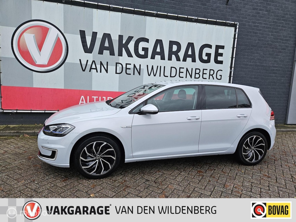 Volkswagen E-Golf e-Golf / Virtual / Dynaudio / Blis / leer