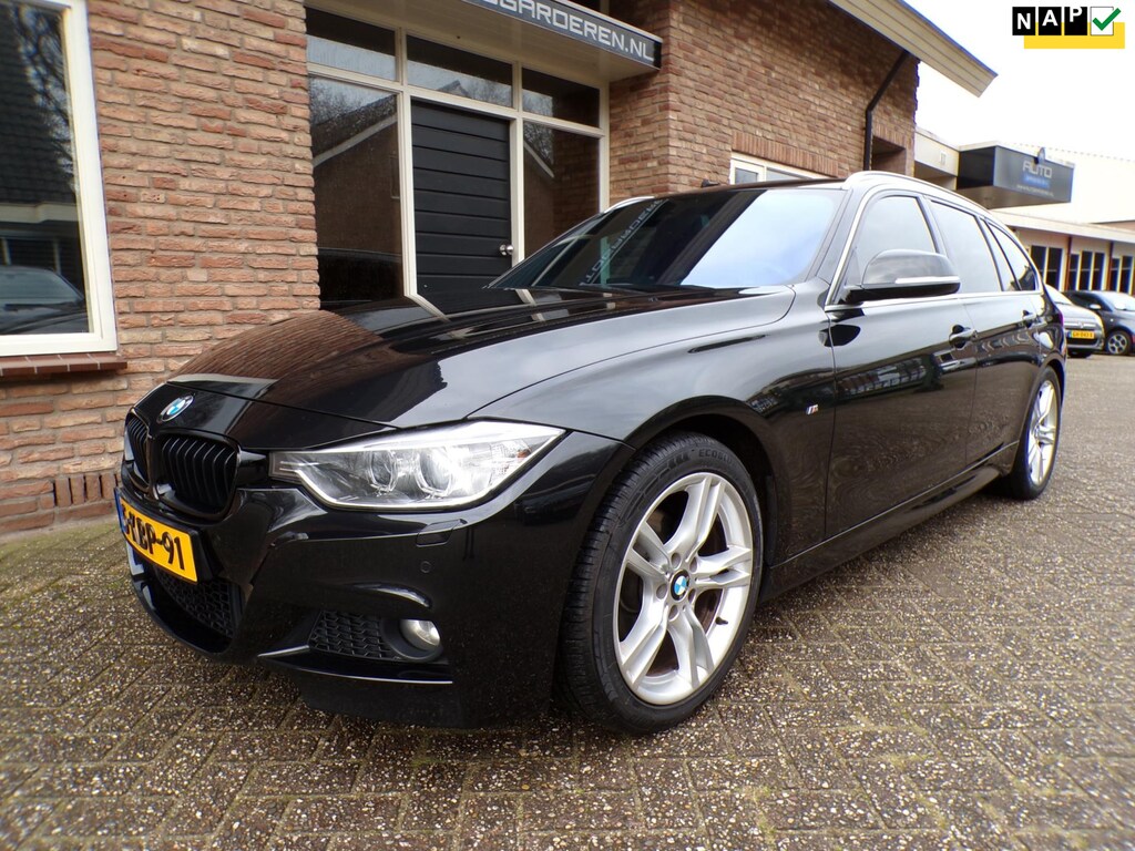 BMW 3-Serie Touring 320i High Executive Automaat / leder / Navi / Head Up / M Pakket