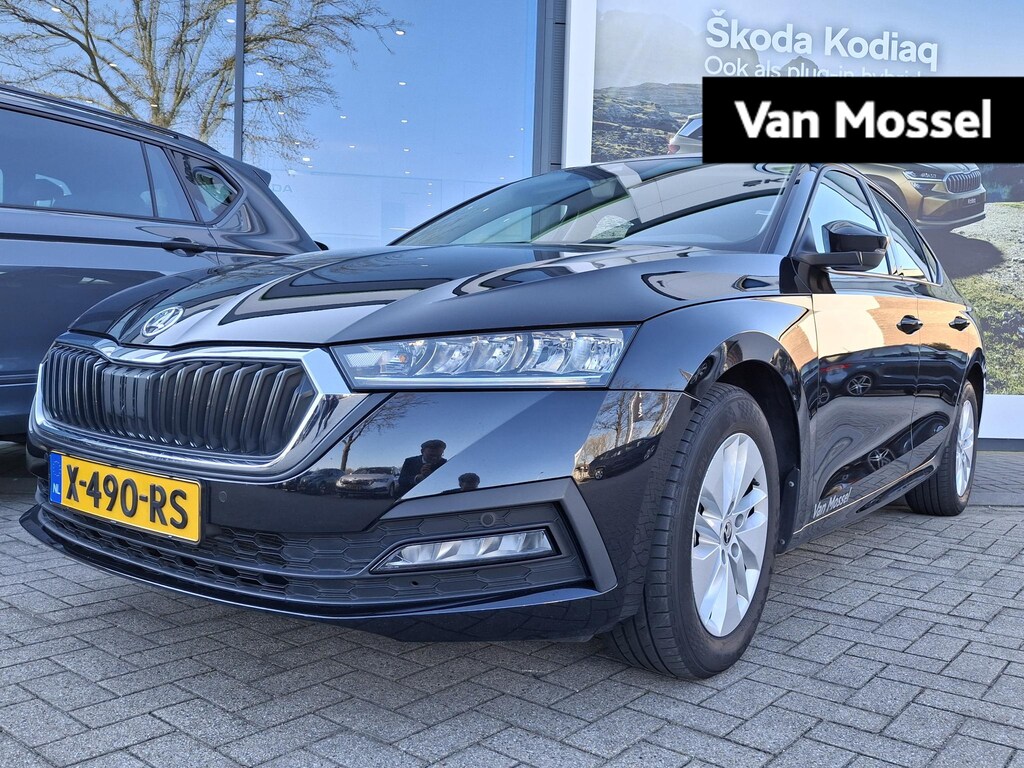 Skoda Octavia 1.0 e-TSI Ambition | STOELVERWARMING | PARKEERSENSOREN | VIRTUAL COCKPIT | CRUISE CONTROL |  NAVIGATIE |