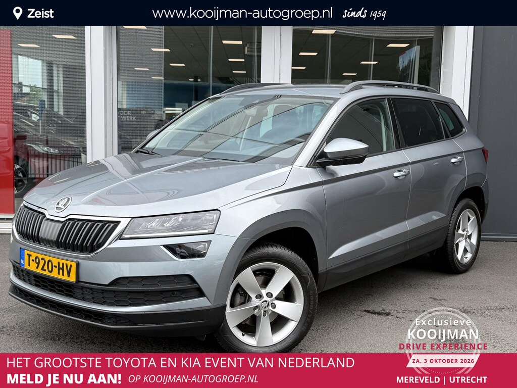 Skoda Karoq 1.0 TSI Style Business | Trekhaak | Achteruitrij camera | Apple Carplay/Android Auto | Airco Autom. | Voorstoelen verwarmd | Cruise control | Keyless Entry- Start | Parkeersensoren | Draadloze telefoonlader |