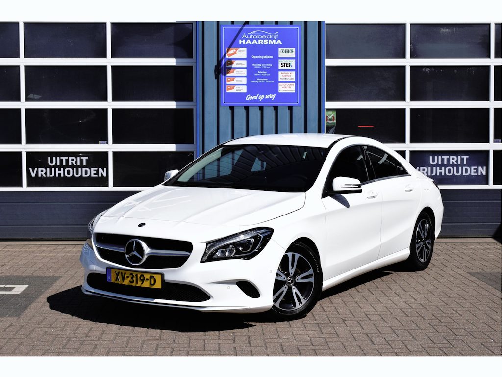 Mercedes-Benz CLA 180 Ambition Automaat Navi