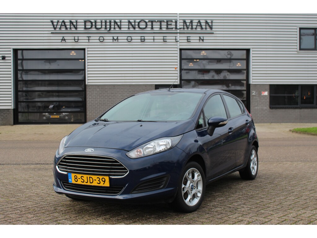 Ford Fiesta 1.0 Style / Airco / LMV 15" / PDC / N.A.P.