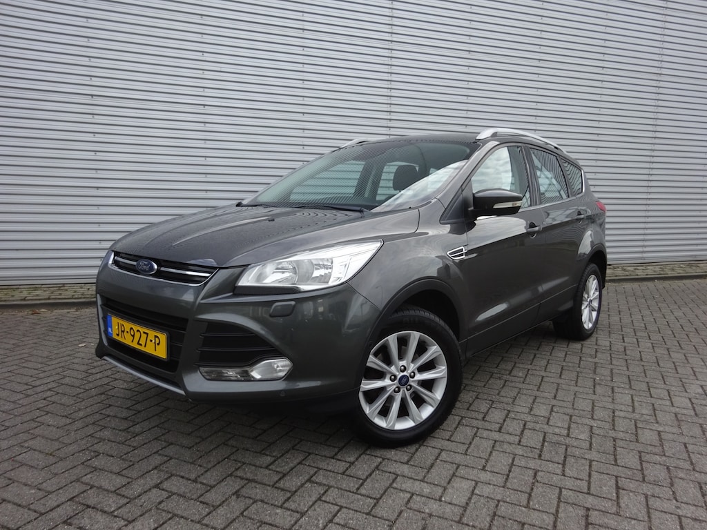 Ford Kuga 1.5 Titanium Climate / Navi / Cruise / Camera / Parkeers. / Stoelverw. / Lm velgen / NAP