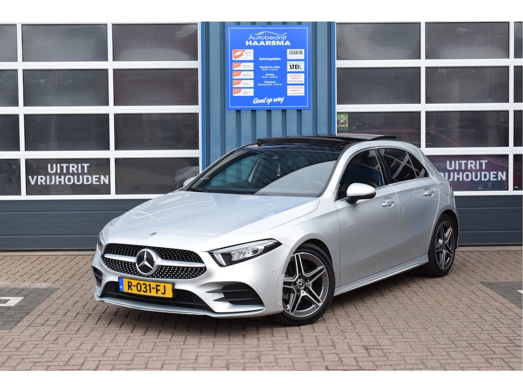 Mercedes-Benz A-klasse 180 AMG Line Panoramadak Automaat