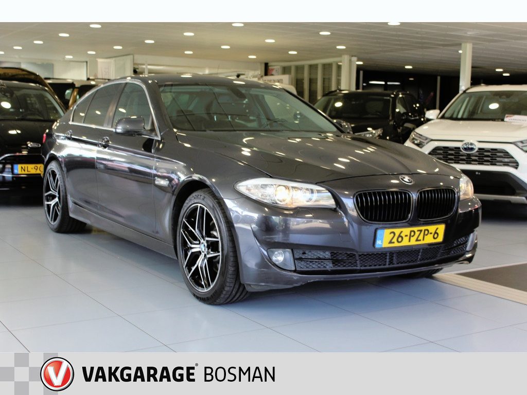 BMW 5-Serie 523i Executive/CRUISE CONTROL/NAVIGATIE/PDC