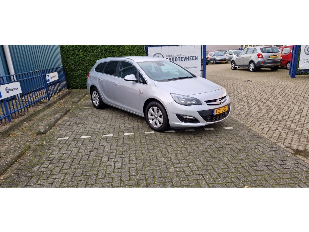 Opel Astra Sports Tourer 1.4 Turbo Bns +