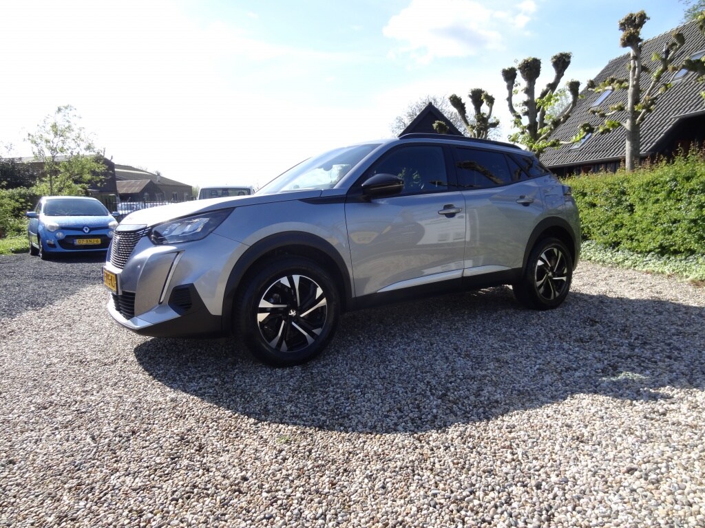 Peugeot 2008 130PK Aut. Allure Navigatie/Camera