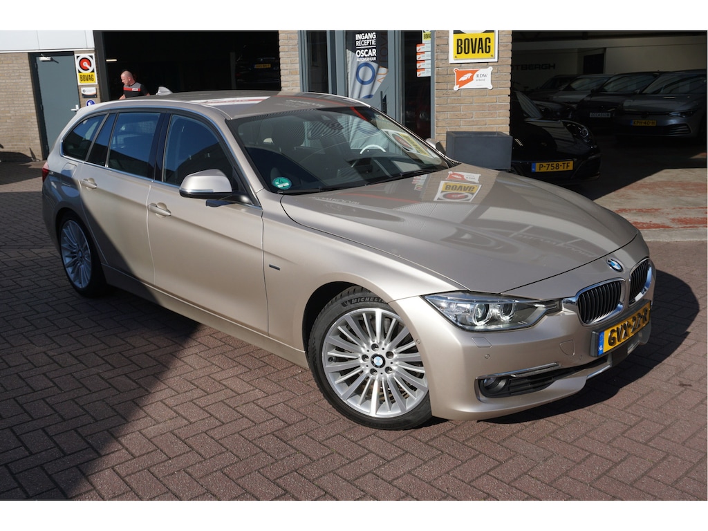 BMW 3-Serie Touring 328I Luxury Line Automaat