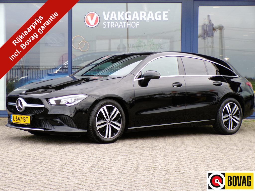 Mercedes-Benz CLA Shooting Brake 180 Business Solution Luxury, Automaat / Trekhaak / Camera + Sensoren / Leder / Full LED / Sfeerverlichting