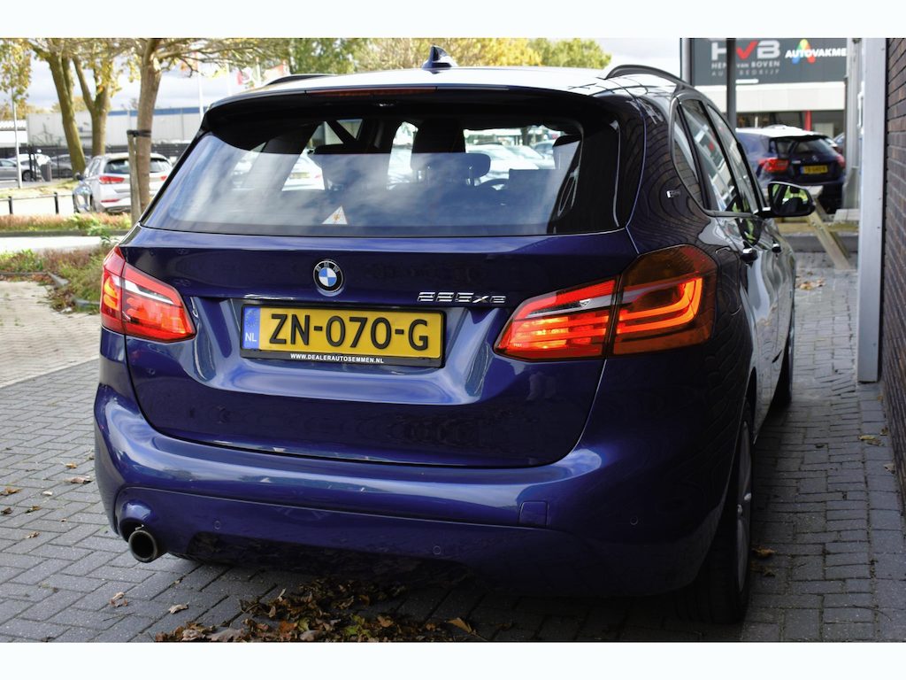 BMW 2-Serie Active Tourer 225xe LEDER SPORTSTOELEN NAVIGATIE LMV LED