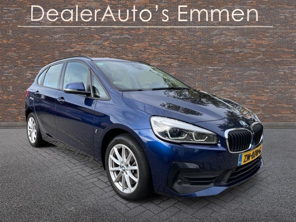 BMW 2-Serie Active Tourer 225xe LEDER SPORTSTOELEN NAVIGATIE LMV LED