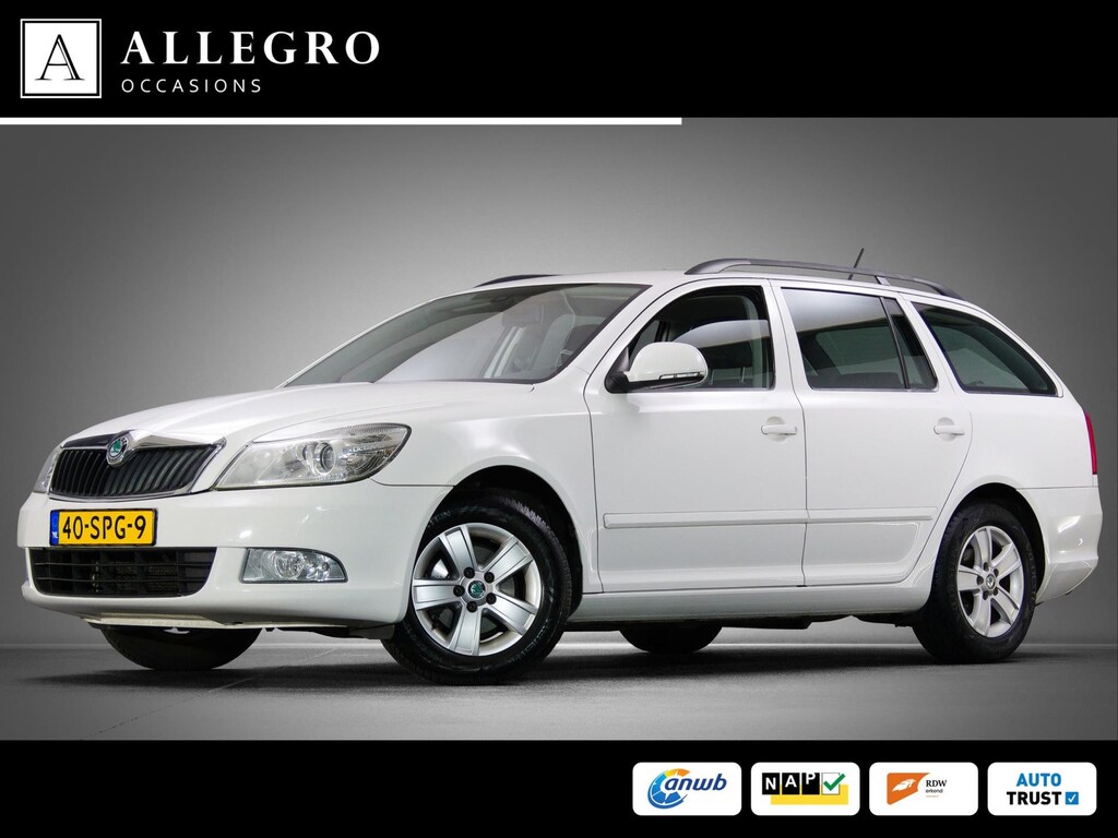 Skoda Octavia Combi 1.2 TSI Ambition Business Line (NAVIGATIESYSTEEM, CLIMATE CONTROL, CRUISE CONTROL, LICHTMETALEN VELGEN, AIRCO)