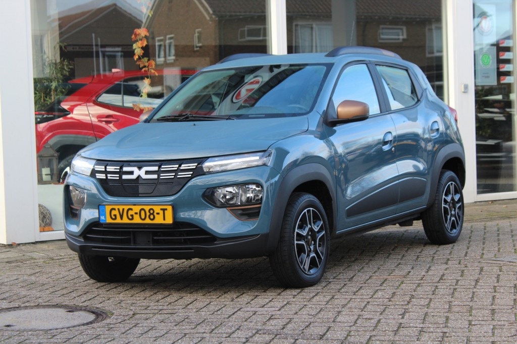 Dacia Spring EXTREME met  AC/DC lader