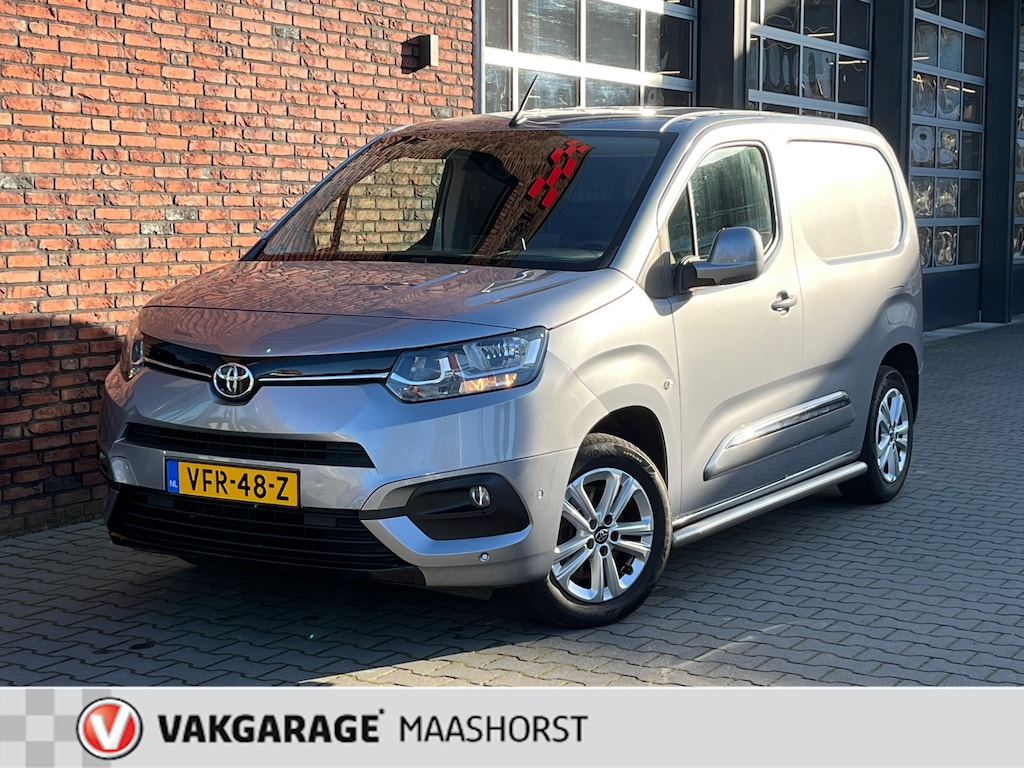 Toyota ProAce City 1.5 D-4D Innovator Adapt.Cruise/ParkeerSensoren/DAB/Clima/Airco/Navi/AppConnect