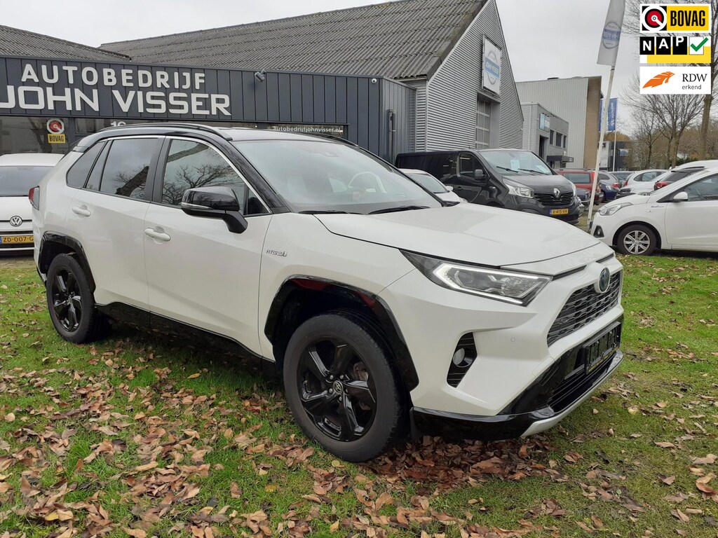 Toyota RAV4 **Toyota RAV4 2.5 Hybrid AWD Bi-Tone | Premium opties | Carplay | Elektrisch gemak | Keyless | Verkeersborddetectie**