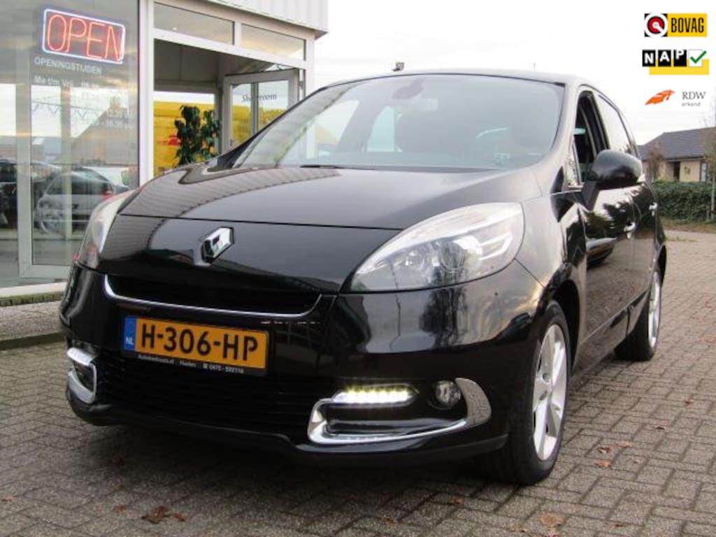 Renault Scenic 1.2 TCe Collection betreft een mooie, ruime, complete en zuinige auto.