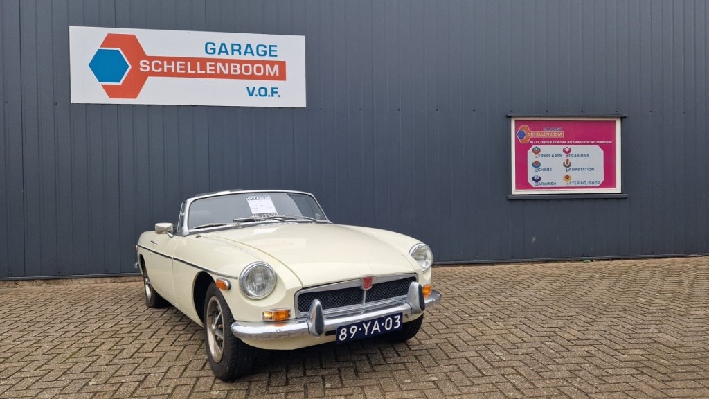 MG MG B 1.8 GT