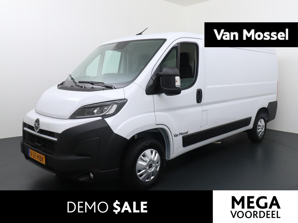 Opel Movano 2.2D 120 S&S L2H1 3.0t Opel Movano 2.2D 120 S&S L2H2 3.0t | Parkeer sensoren | Trekhaak |  Parkeer camera