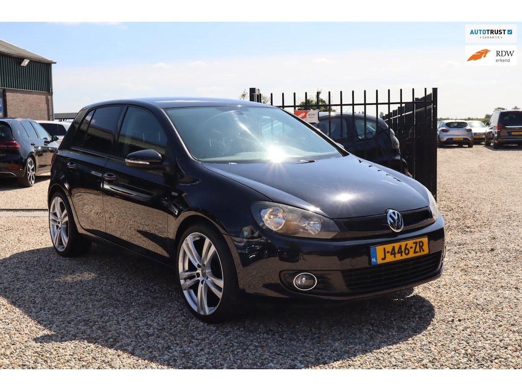 Volkswagen Golf 1.2 TSI Highline MATCH LEDER TREKHAAK