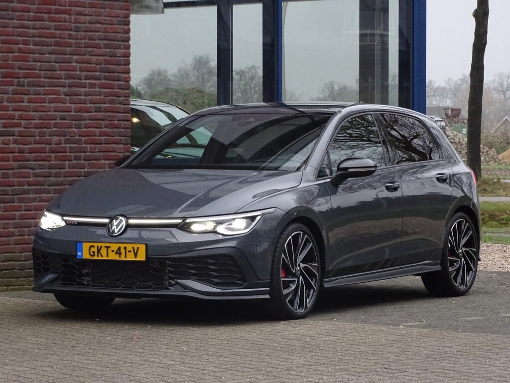 Volkswagen Golf 2.0 TSI GTI
