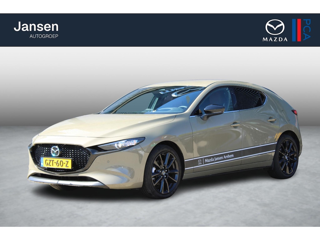 Mazda 3 2.0 e-SkyActiv-G 150 M Hybrid Nagisa , Demovoordeel € 5.090,-, Bruin Leder, Bose, Navi, Adap.Cruise, Clima, Apple Carplay, Camera, PDC, HUD, Stoelverwarming, 18" LMV