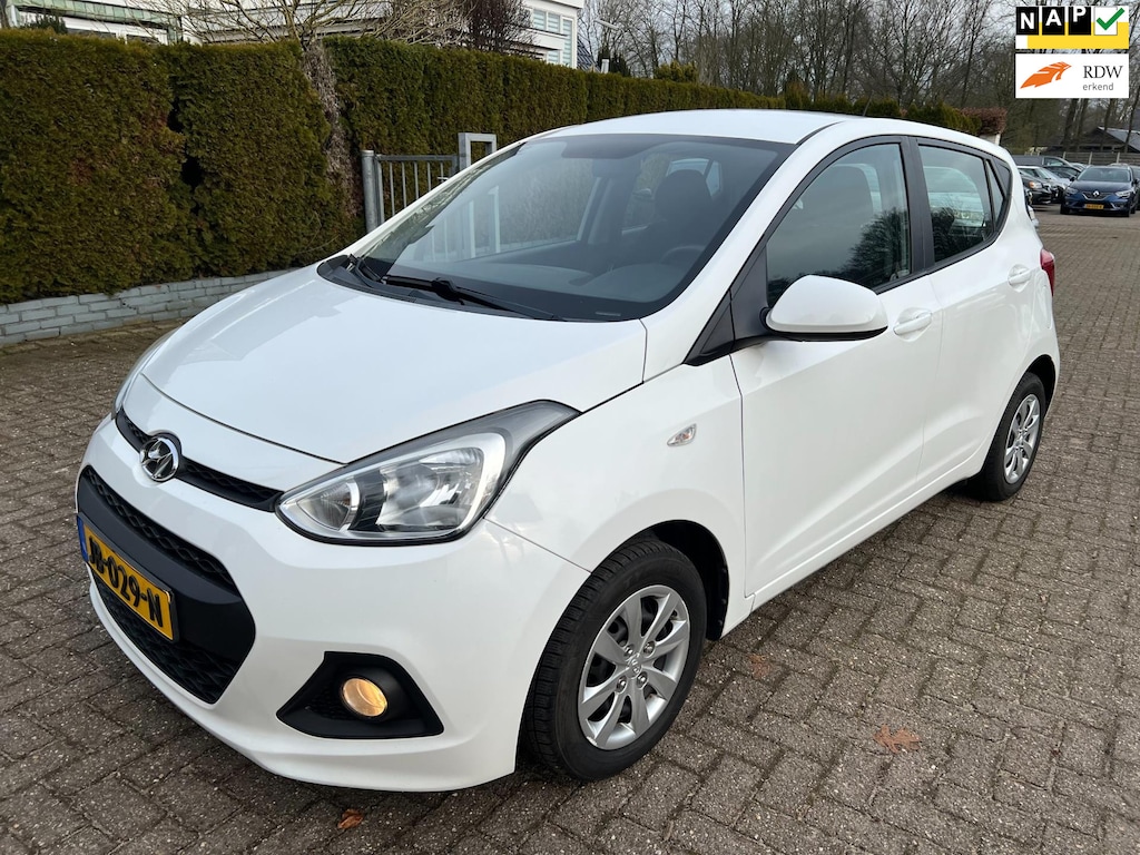 Hyundai i10 1.0i i-Motion 5DRS Comfort AC CRUISE NAP