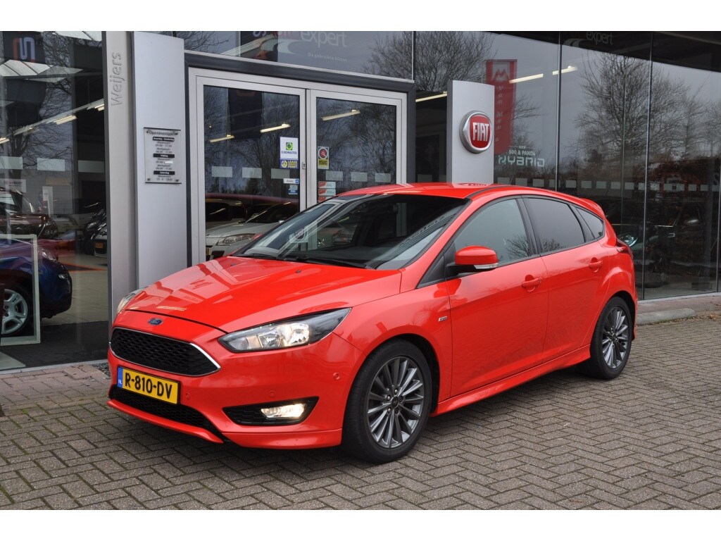 Ford Focus FOCUS1.0 Ecoboost ST Line Onbekend
