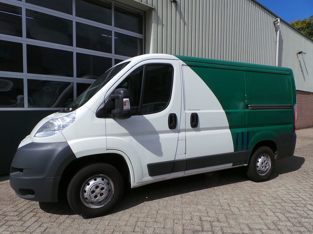 Peugeot Boxer 330 2.2 HDI 130pk L1H1 Airco 2 schuifdeuren,trekhaak