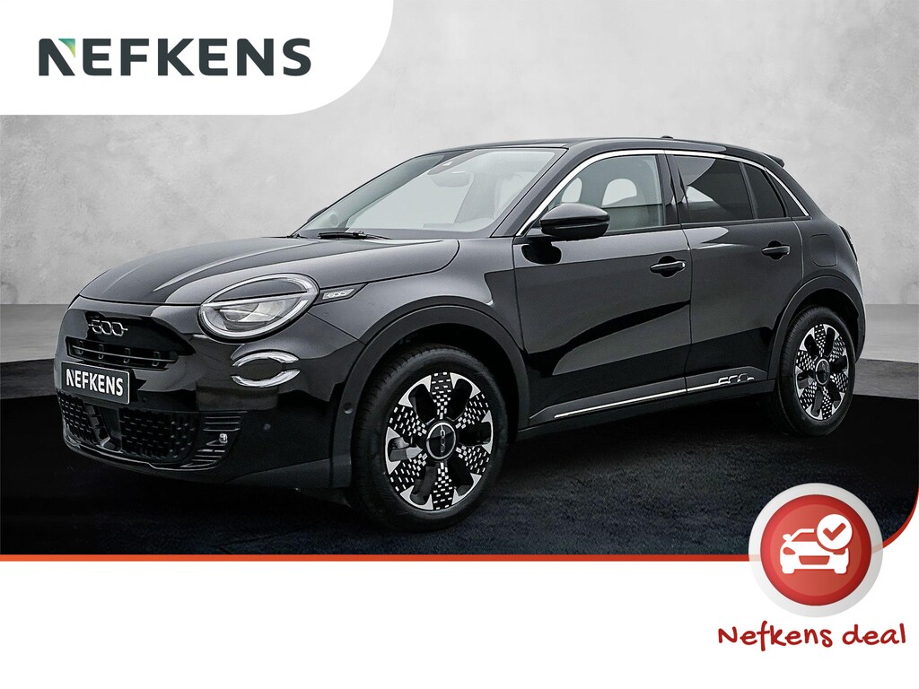 Fiat 600 1.2 Hybrid La Prima Navigatie | Achteruitrijcamera | Kunstlederen Bekleding | Voorstoelen Verwarmd | Keyless Entry/Start | Elektrische Achterklep met Sensor | Dodehoek Detectie | Adaptieve Cruise Control | 18" Lichtmetalen Velgen | Apple Carplay/Android Auto |