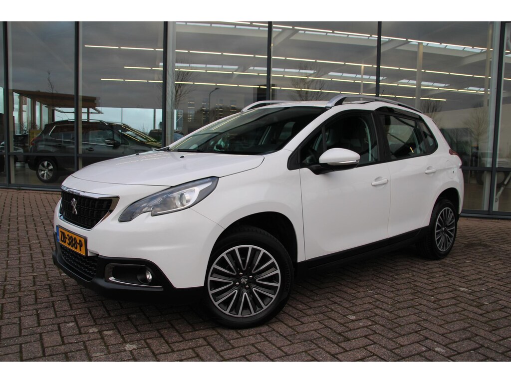 Peugeot 2008 1.2 PureTech 130pk Blue Lion Airco Navi Carplay 6-bak 95794km