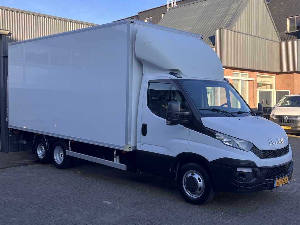 IVECO Daily 40C15 3.0 410 Be combi Clixtar Laadklep Airco Cruise controle 1905kg laadvermogen 7000kg totaal Euro 5 Nieuwe tacho Be trekker Be oplegger Bakwagen Meubelbak Verhuiswagen Clixstar Be combinatie
