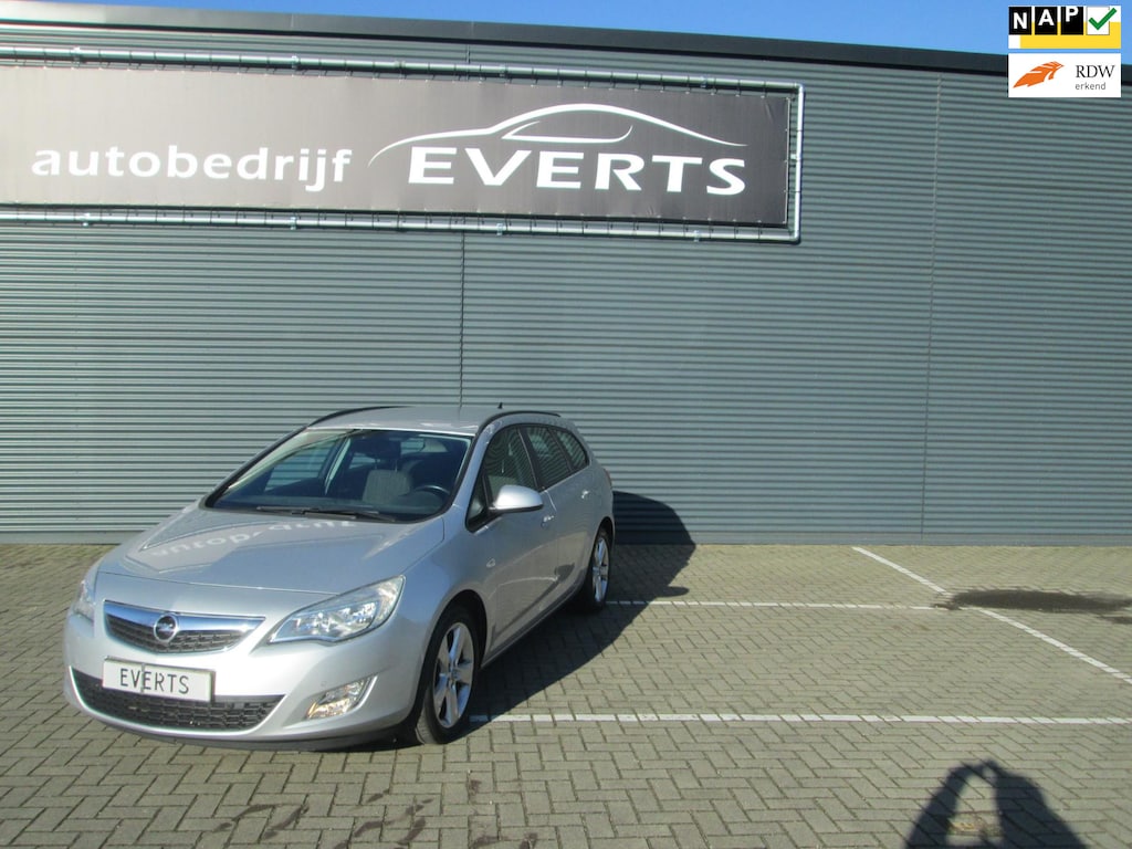 Opel Astra Sports Tourer 1.4 Turbo Edition Apk 22.10.2026 deze zeer nette auto nu scherpe prijs inclusief nieuwe koppeling