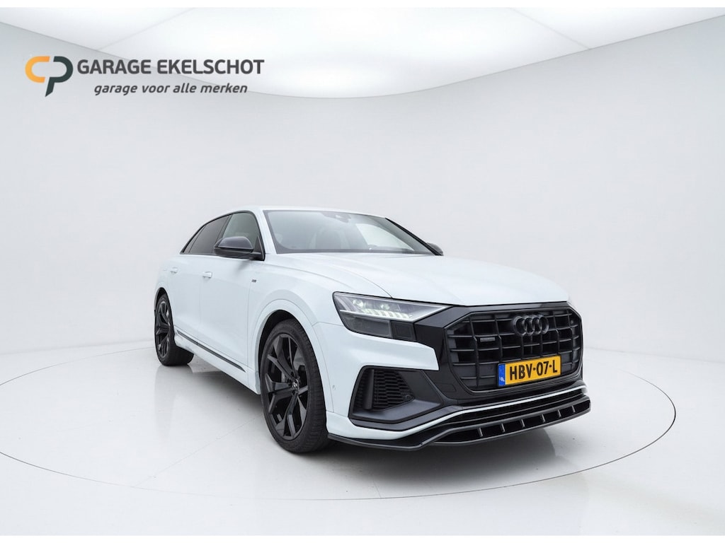 Audi Q8 60 TFSI e quattro S line Plug-in Hybride 22"/Elektr. Trekhaak/Camera