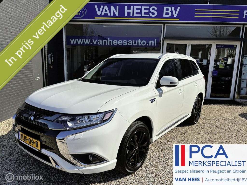 Mitsubishi Outlander 2.4 PHEV Intense+ standkachel alcantara navigatie stoelverwarming camera