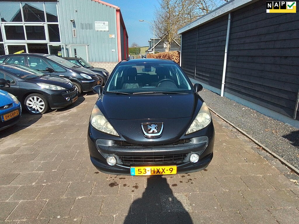 Peugeot 207 1.6 VTi Sublime Zeer luxs AIRCO ECC / TREKHAAK CRUISECONTROL. NL auto met nap km.