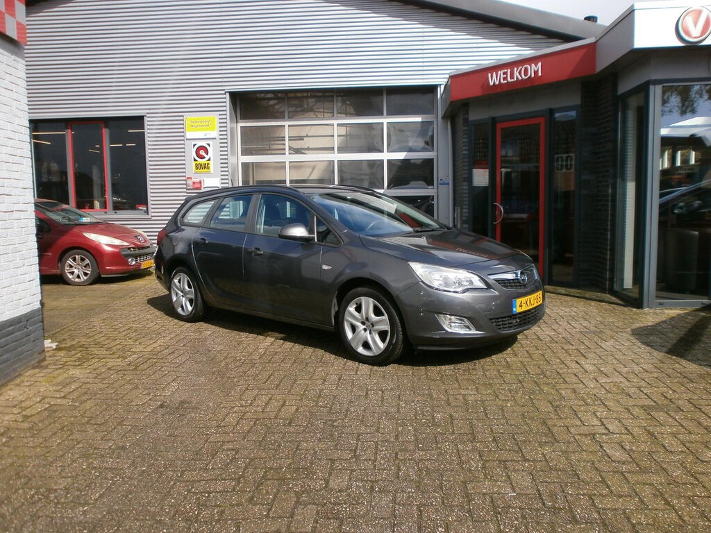 Opel Astra STATION WAGON 1.4 74KW ST
