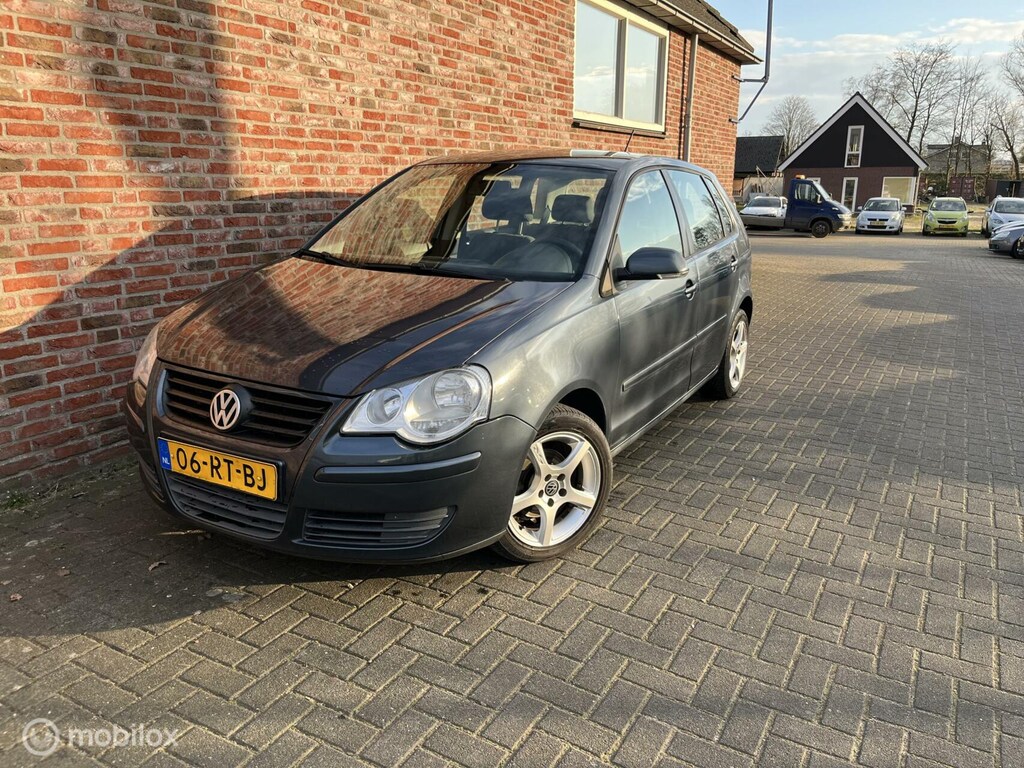 Volkswagen Polo 1.4-16V